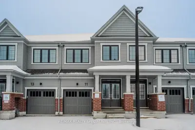 Att/Row/Townhouse in Cambridge