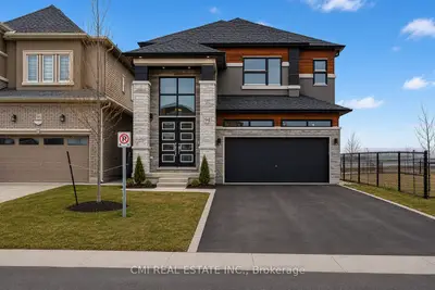 Detached in Brant