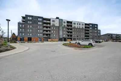 26 Lowes Street 108, Guelph, On N1g 0h4