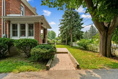 89 Rose Glen Road N, Port Hope, On L1a 3v6