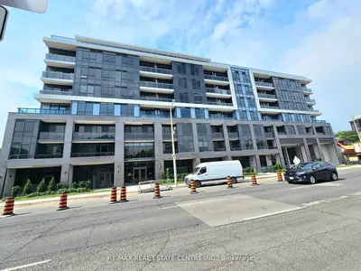 Condo Apartment in Hamilton