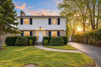 140 Churchill Drive, Gananoque, On K7g 1r8