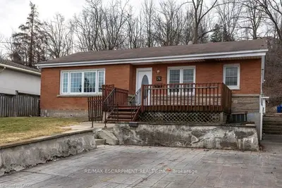 76 Margaret Avenue, Hamilton, On L8g 3g5