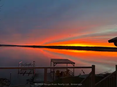 Detached in Marmora and Lake