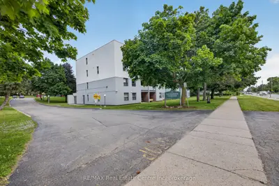 Condo Apartment in Guelph