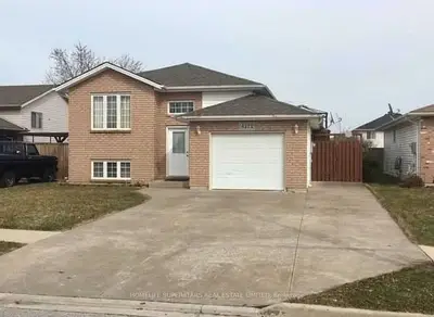 4272 Northwood Lakes Drive, Windsor, On N9g 2v7