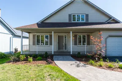 13 Nesbitt Drive, Brighton, On K0k 1h0