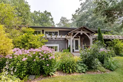 2237 Perth 118 Road, Perth South, On N4x 1c5