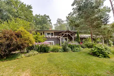 2237 Perth 118 Road, Perth South, On N4x 1c5