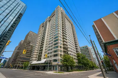 199 Kent Street 1705, Ottawa Centre, On K2p 2k8