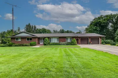 Detached in Wilmot