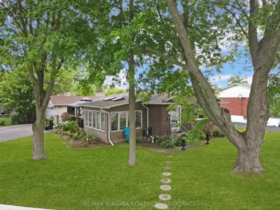 Detached in Fort Erie