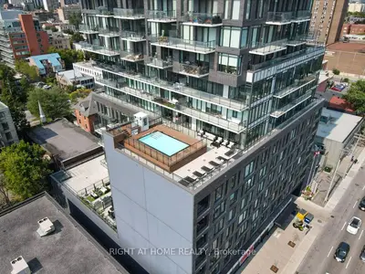 203 Catherine Street 310, Ottawa Centre, On K2p 1j5
