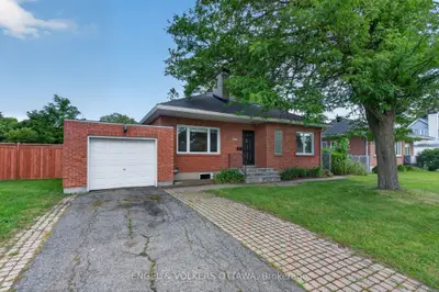 2445 Alta Vista Drive, Alta Vista And Area, On K1h 7m9