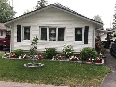 Detached in Fort Erie