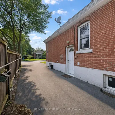 Detached in Hamilton