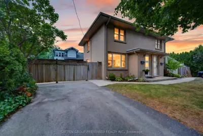 Semi-Detached in London South