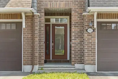 552 Jackdaw Avenue, Barrhaven, On K2j 6n1
