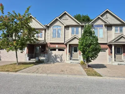Condo Townhouse in London North