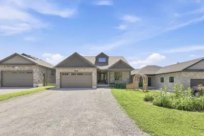 10 Minto Street S, Minto, On N0g 1m0
