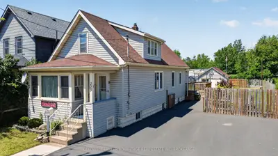 229 Broadway Avenue, Welland, On L3c 5l7