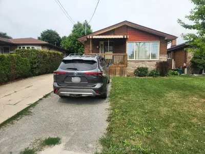 18 Greeningdon Drive Lower, Hamilton, On L9a 3a7