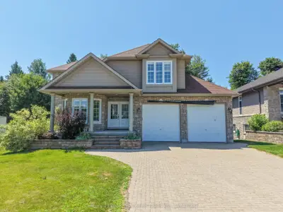 Detached in North Bay