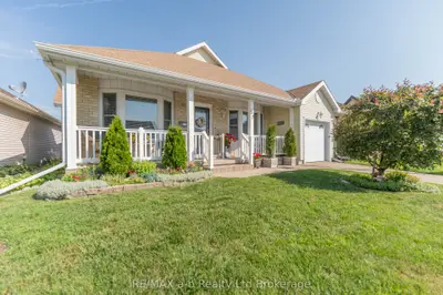 Detached in Tillsonburg