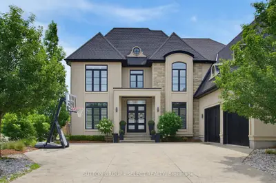 2303 Waterside Court, London North, On N6g 0l9