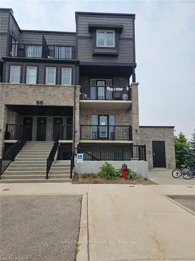 Att/Row/Townhouse in Kitchener
