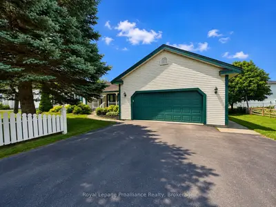 88 Westwind Crescent, Prince Edward County, On K0k 3l0