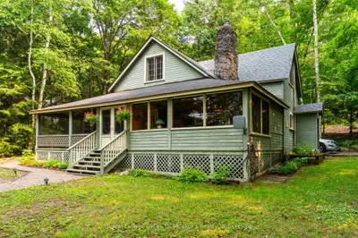 Detached in Lake of Bays
