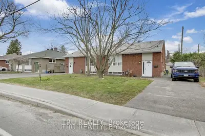 2428-2430 Iris Street, Parkway Park - Queensway Terrace S And Area, On K2c 1c6
