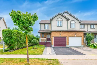 Att/Row/Townhouse in Kitchener