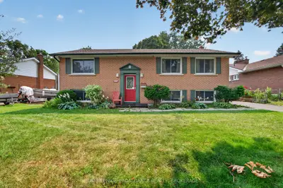 Detached in Kingston