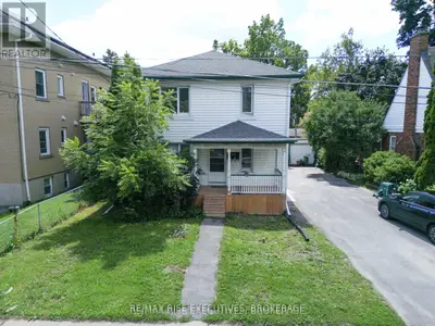 Triplex in Kingston