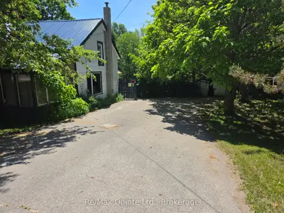 163 Main Street, Prince Edward County, On K0k 1g0