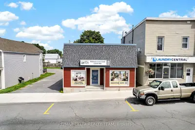 27 Bridge Street, Mississippi Mills, On K0a 1a0