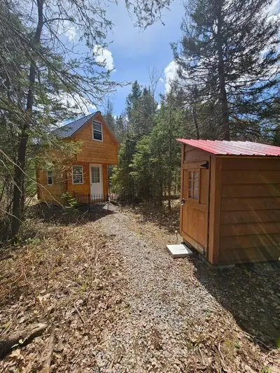 77 Grindstone Road, Magnetawan, On P0a 1z0