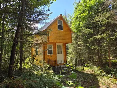 77 Grindstone Road, Magnetawan, On P0a 1z0