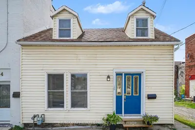 Detached in Smiths Falls