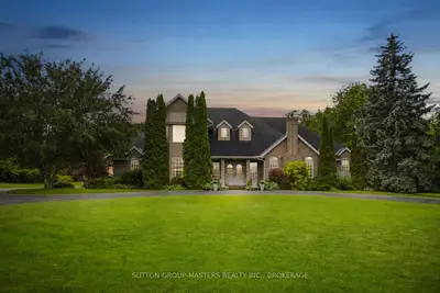 13 Conner Drive, Gananoque, On K7g 2v4