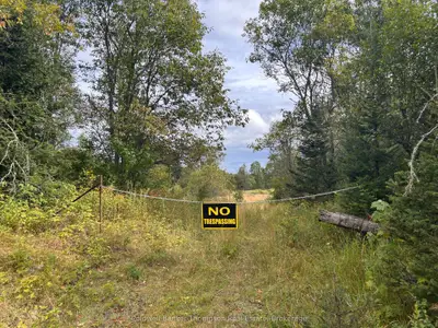 Vacant Land in Machar
