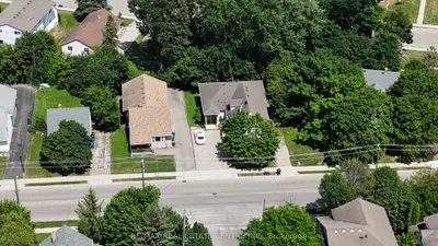 262 Hazel Street, Waterloo, On N2l 3n9