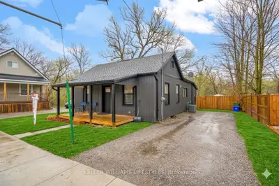 Detached in St. Thomas
