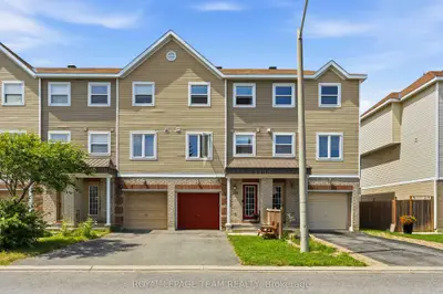 Att/Row/Townhouse in Barrhaven