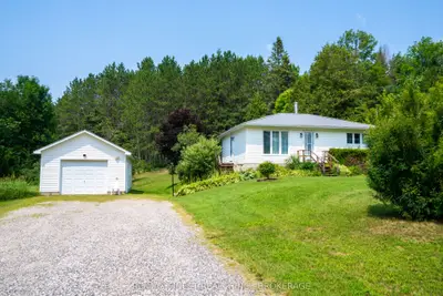 1031 James Road, Frontenac, On K0h 2m0