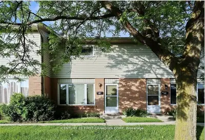 Condo Townhouse in London East