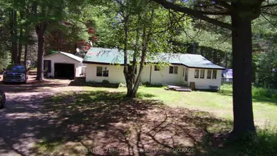 19473 41 Highway, Addington Highlands, On K0h 1k0