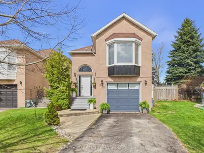Detached in Shelburne